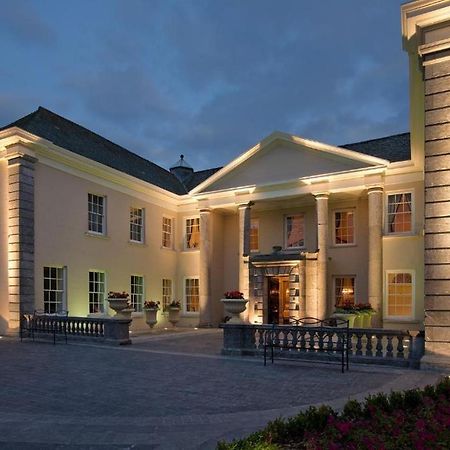 Castlemartyr Resort Hotel ภายนอก รูปภาพ The River Lee Hotel