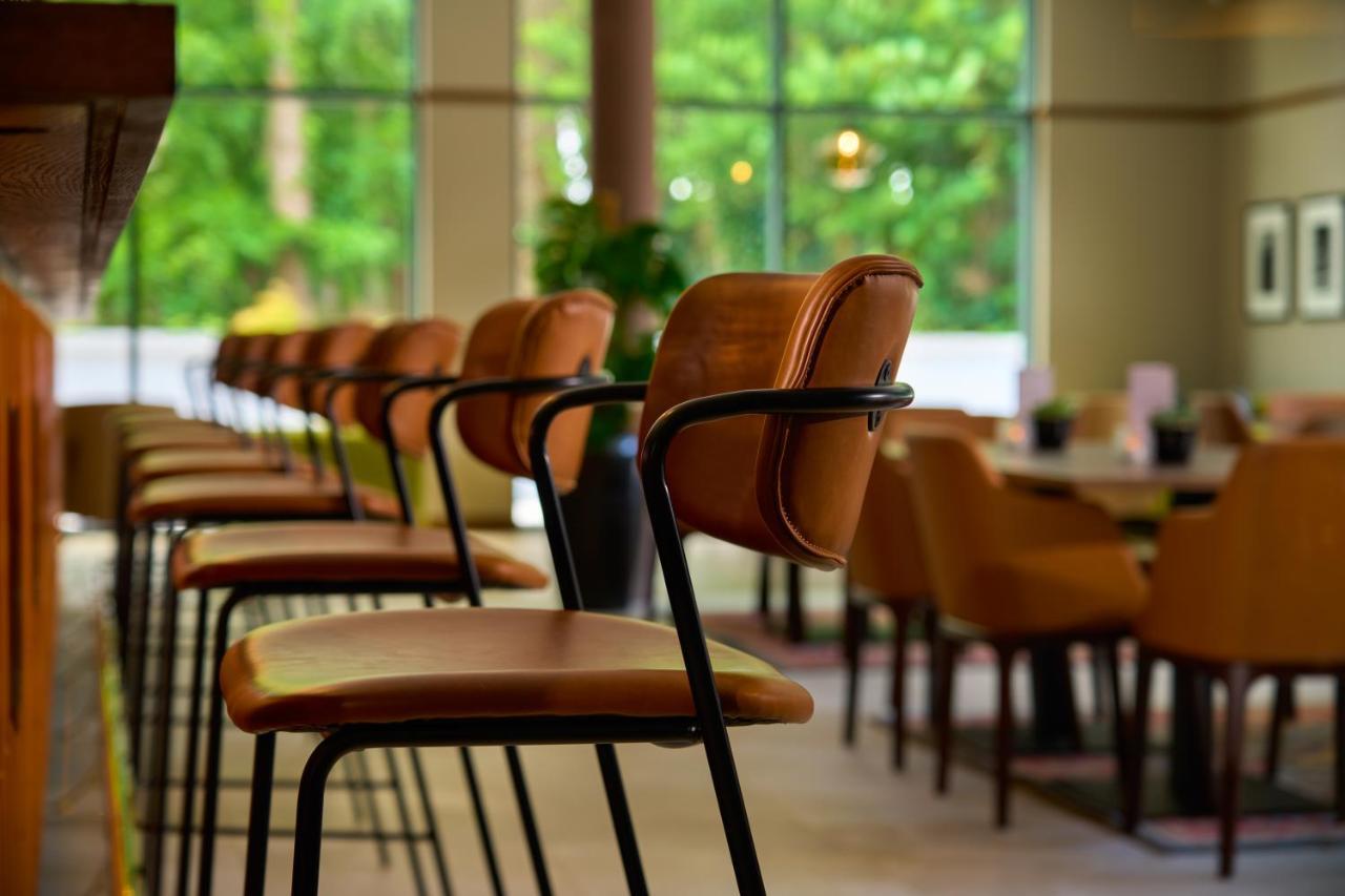 Castlemartyr Resort Hotel ภายนอก รูปภาพ Bar stools